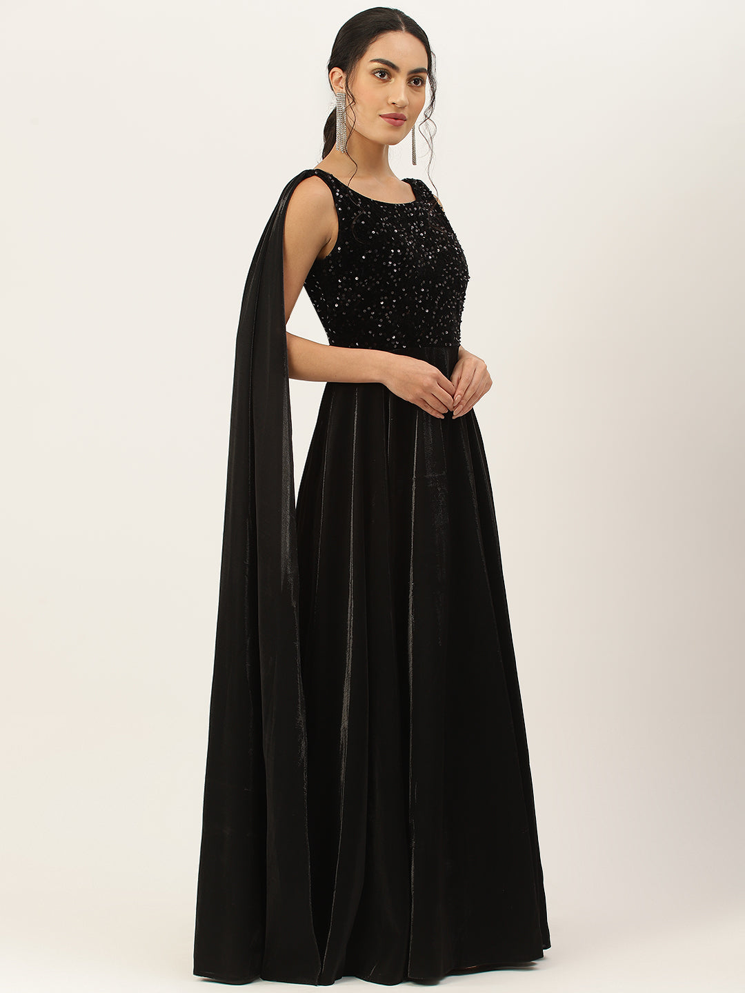 NAOMI Black Gothic Ball Gown Tulle Bishop Long Sleeves Wedding - Etsy |  Wedding dress long sleeve, Black wedding dresses, Black wedding