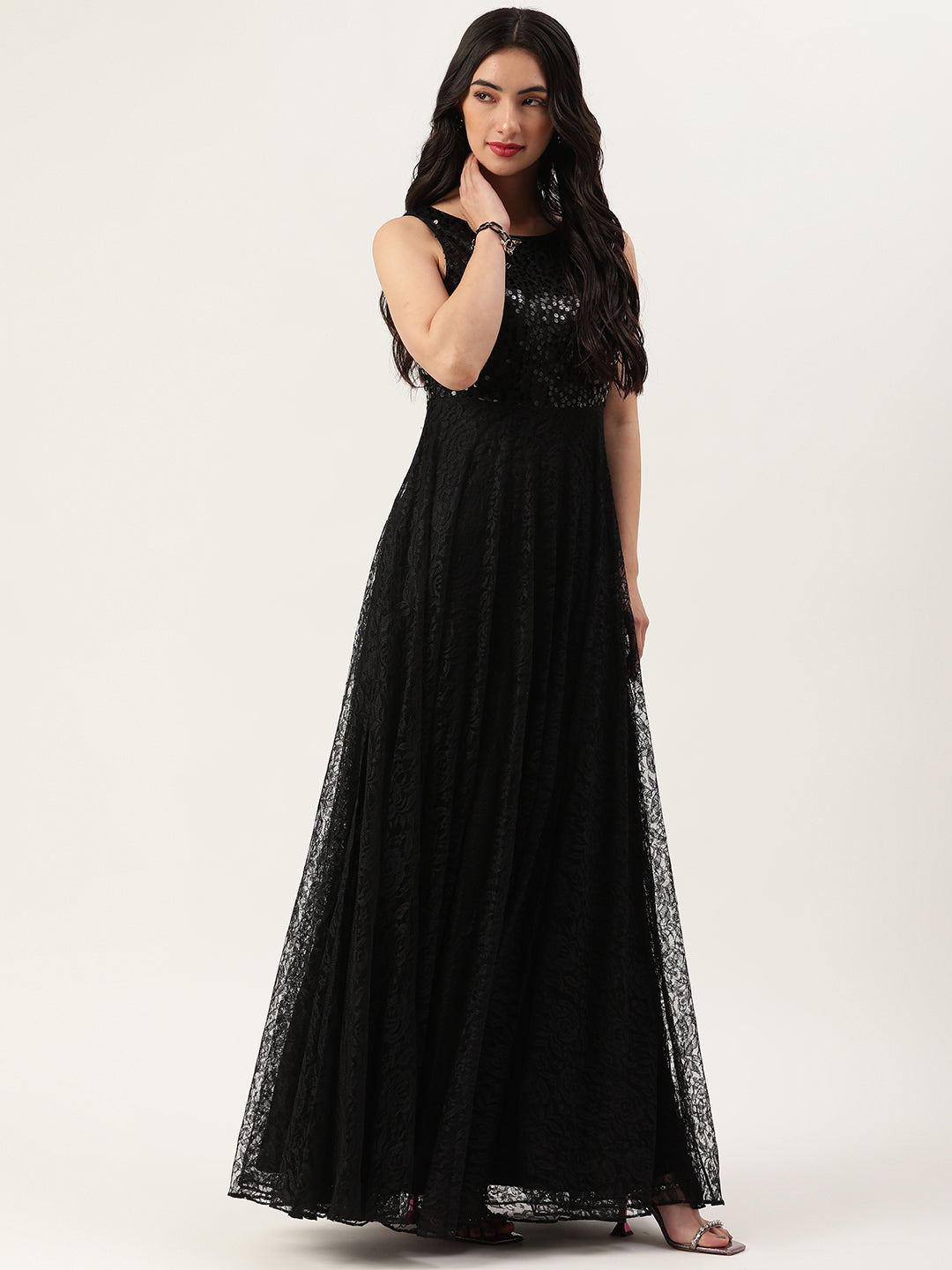Black Sleeveless Embellished Lace Gown